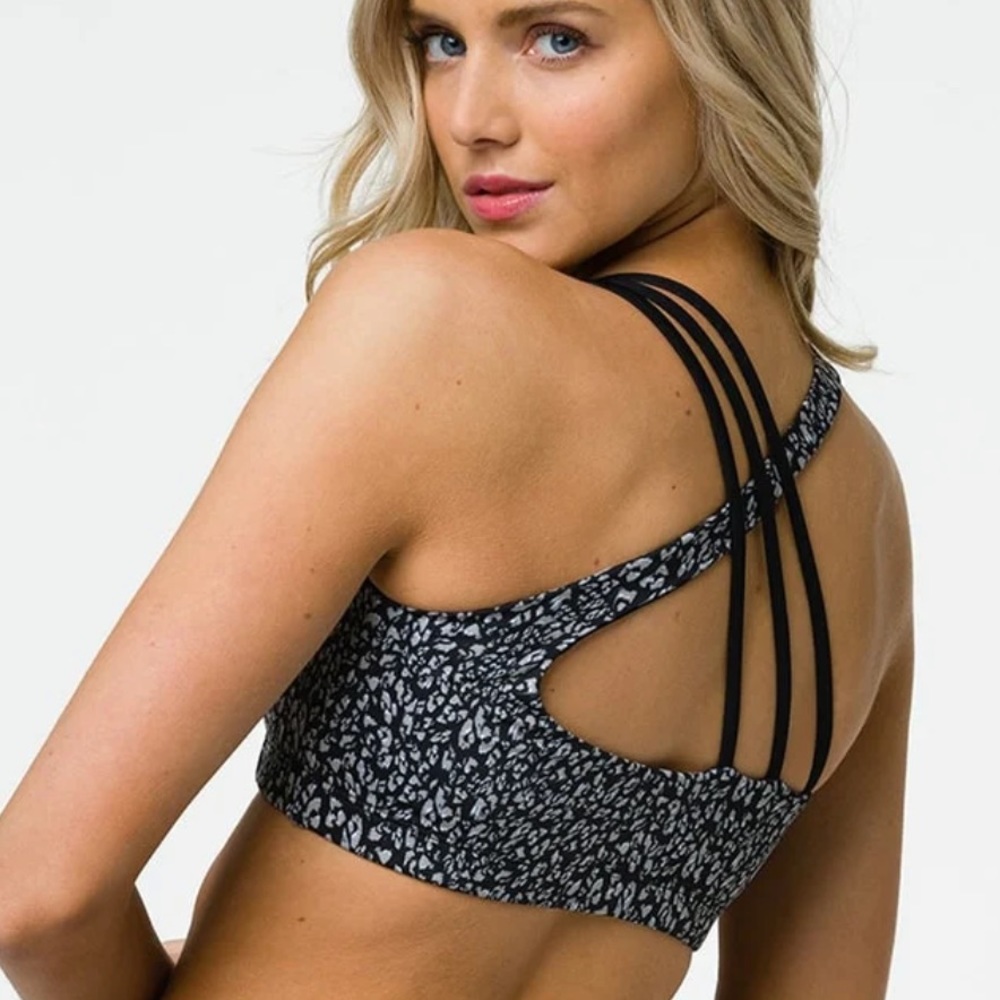 Onzie aerial bra